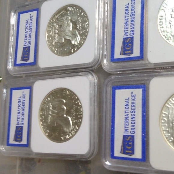 Eisenhower UNCIRCULATED silver PR 70 (4) Dollar Coins 1971s, 1972s, 1973s, 1974s - Picture 12 of 17